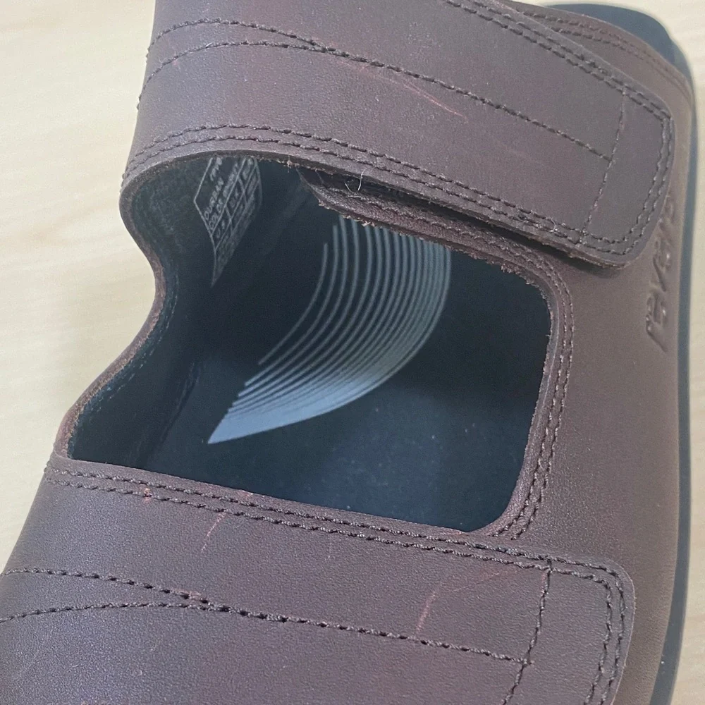 Men's Brown Leather Slide Sandals with Adjustable Straps - Picture 10 of 11